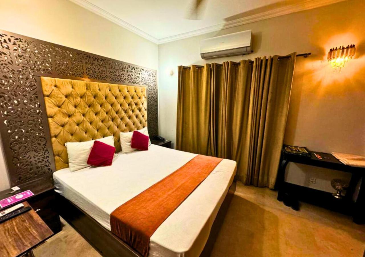 Doves Inn Hotel Kalma Chowk Lahore Exterior foto
